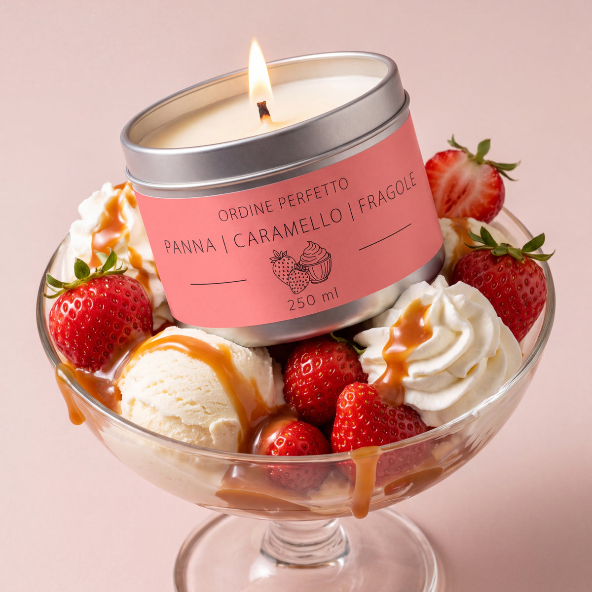 Candela profumata - Panna, caramello e fragole